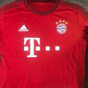 Adidas Red Bayern Munchen Soccer Jersey (XL)